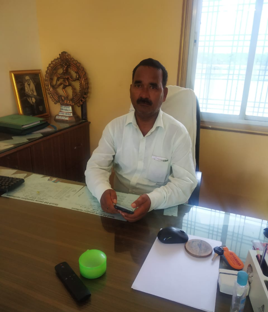 Shri Ram Dhari Yadav